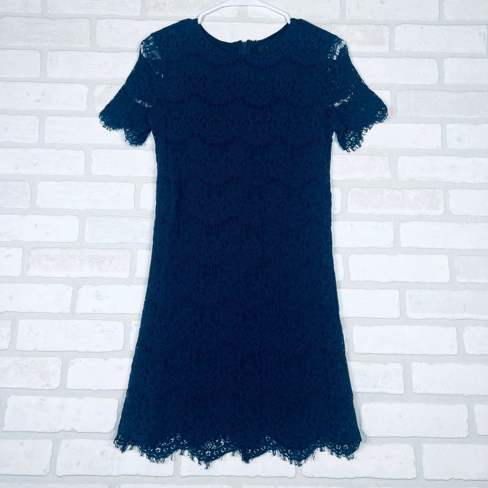 Lulus Navy Blue Floral Lace Short Sleeve Shift Dress XS